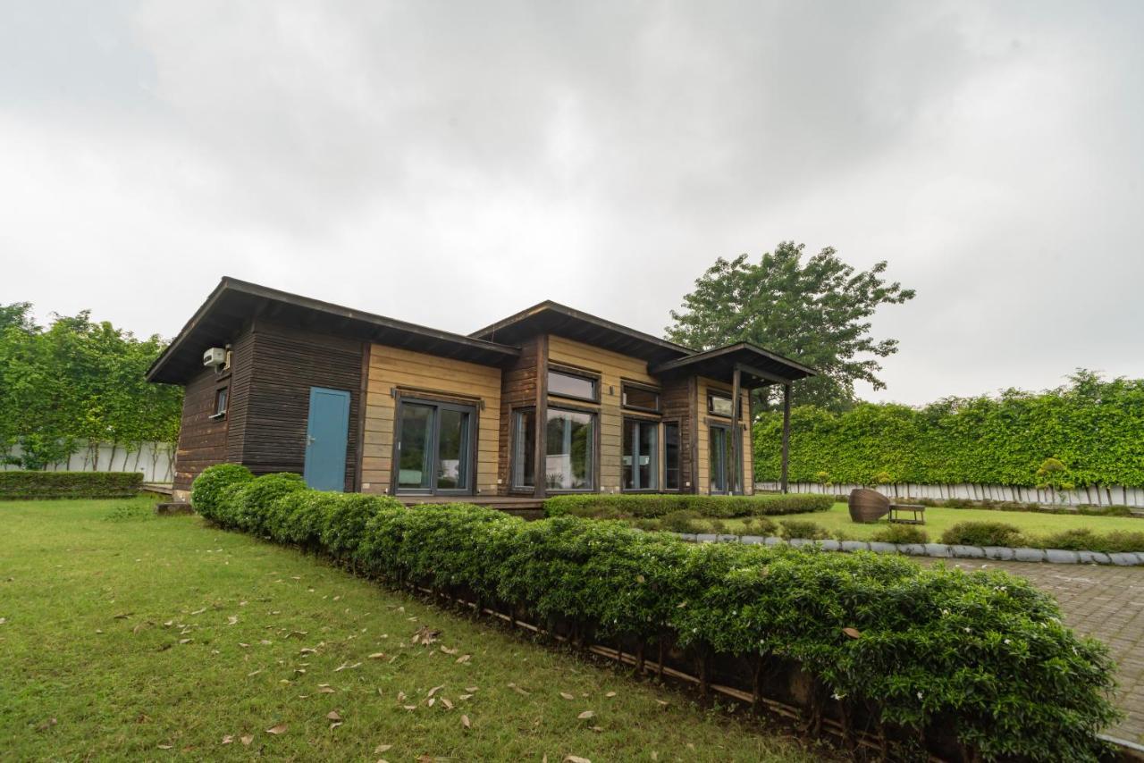 Saffronstays Paradise Pines, Dehradun - Cliff Villa With Valley & Forest Views Buitenkant foto