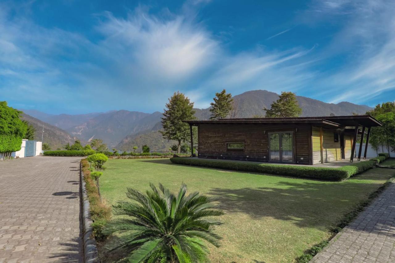 Saffronstays Paradise Pines, Dehradun - Cliff Villa With Valley & Forest Views Buitenkant foto